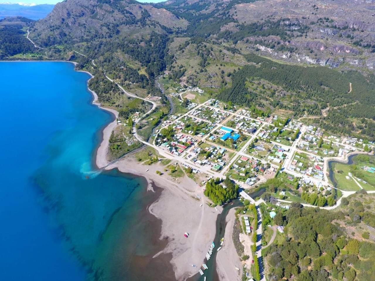 Apart Hotel Y Cabanas Valle Exploradores Пуэрто-Транкило Экстерьер фото