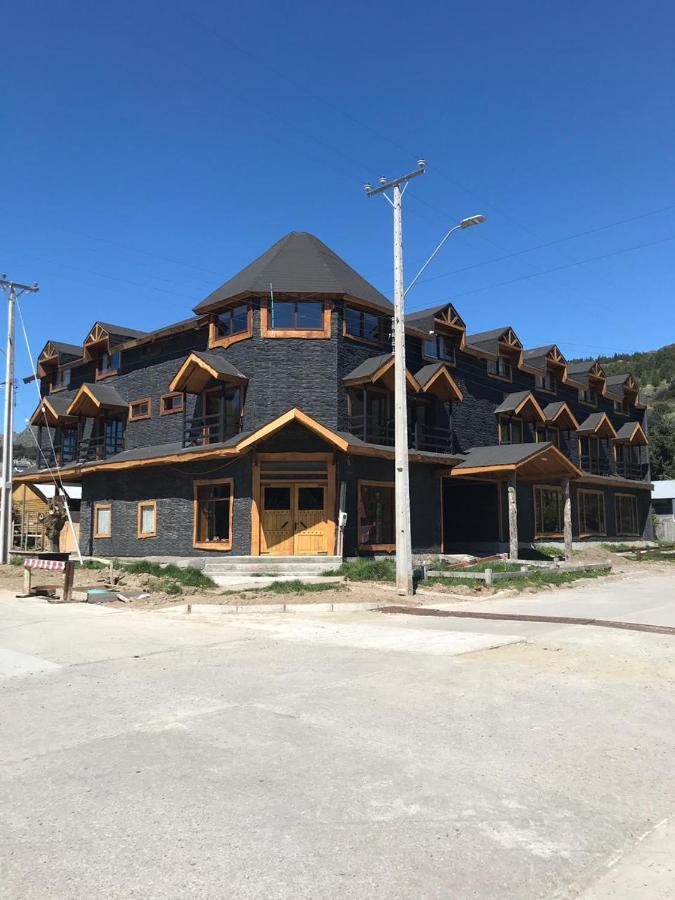 Apart Hotel Y Cabanas Valle Exploradores Пуэрто-Транкило Экстерьер фото
